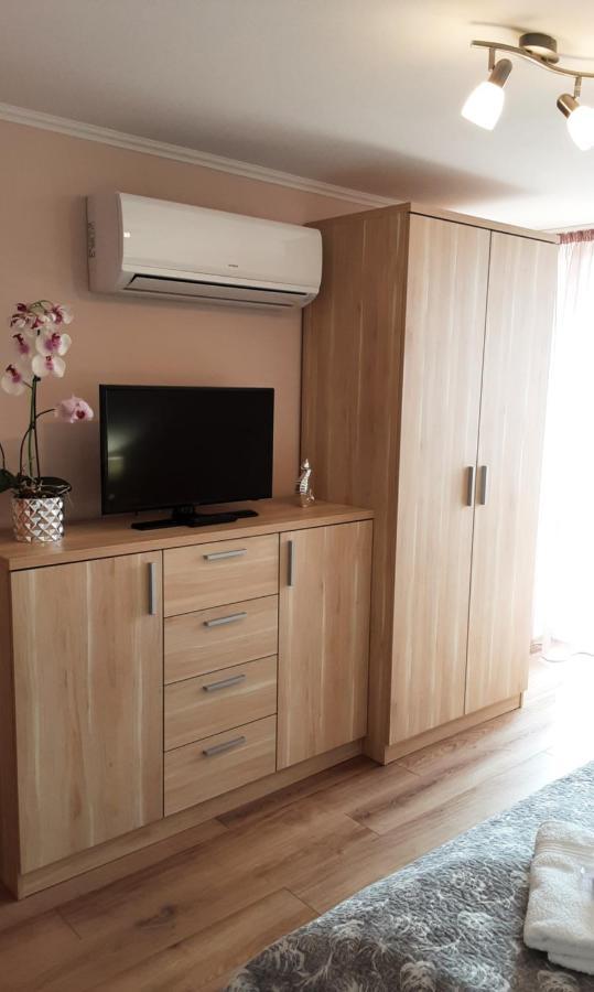 Jazmin Apartman ตีฮานี ภายนอก รูปภาพ